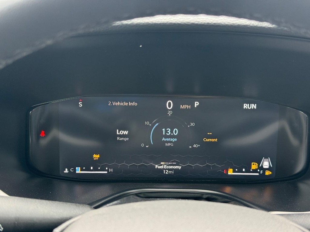 Jeep Compass Vehicle Full-screen Gallery Image 15