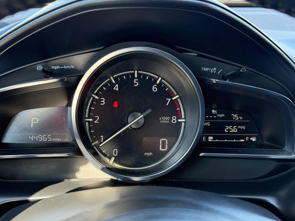 Mazda CX-3 Vehicle Full-screen Gallery Image 16