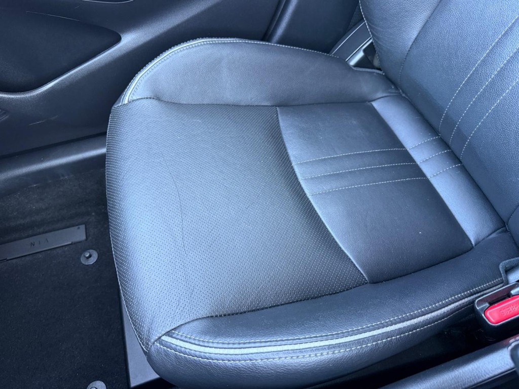 Mazda CX-3 Vehicle Full-screen Gallery Image 19