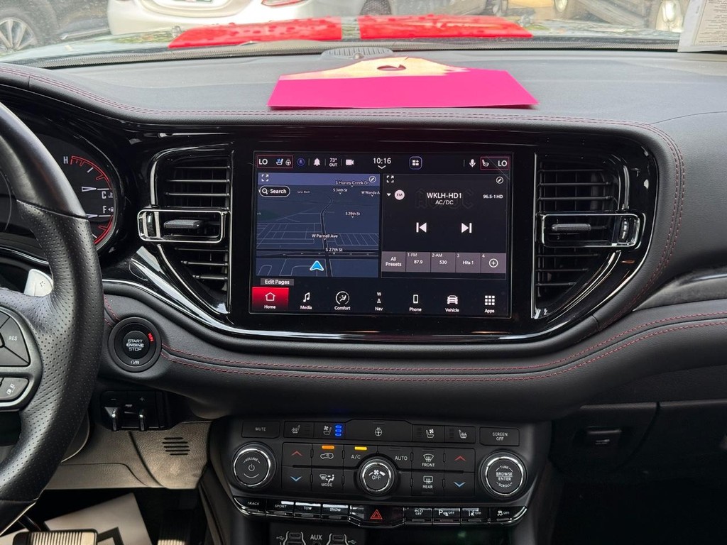 Dodge Durango Vehicle Full-screen Gallery Image 10