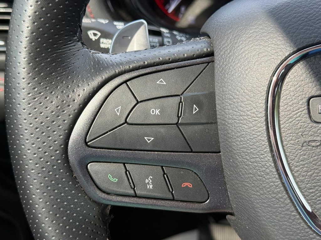 Dodge Durango Vehicle Full-screen Gallery Image 15