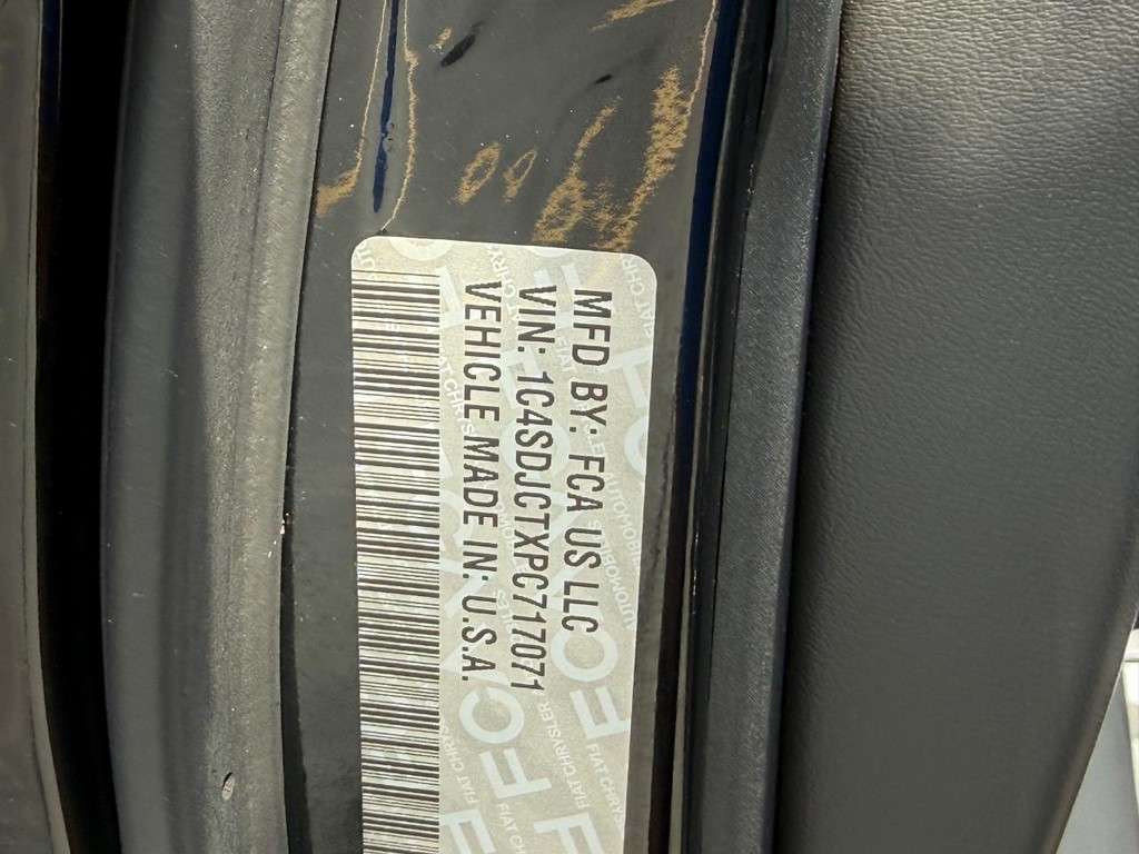 Dodge Durango Vehicle Full-screen Gallery Image 22