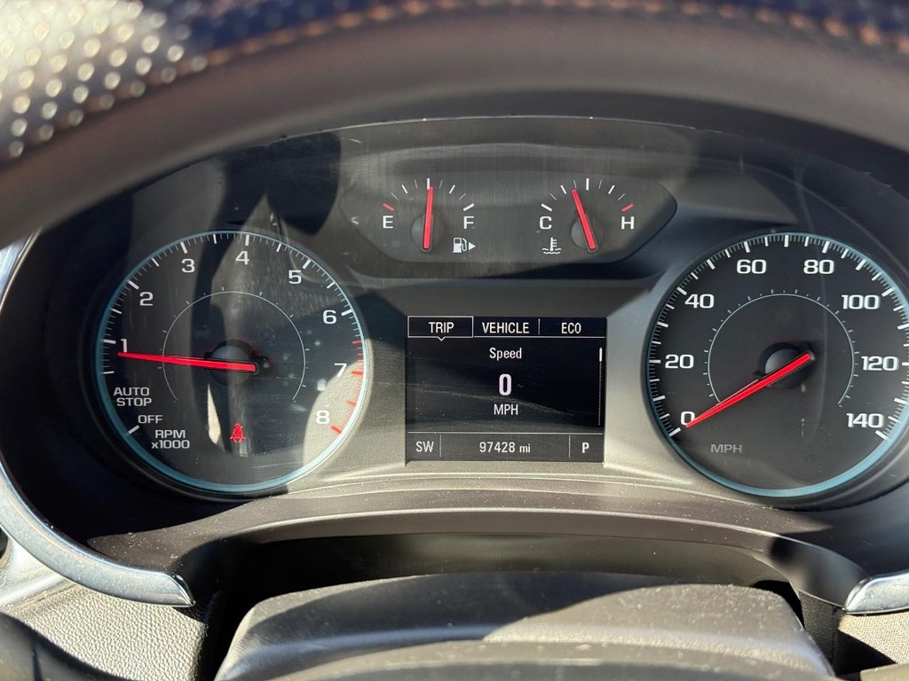 Chevrolet Malibu Vehicle Full-screen Gallery Image 16