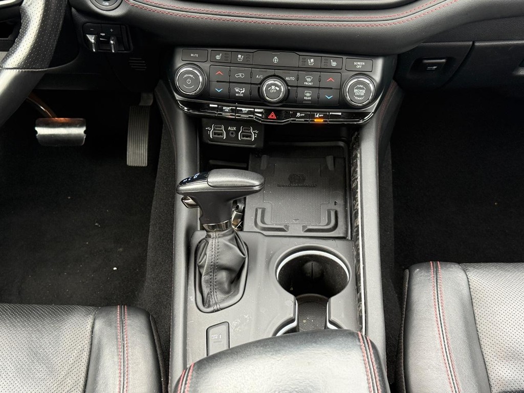 Dodge Durango Vehicle Full-screen Gallery Image 10