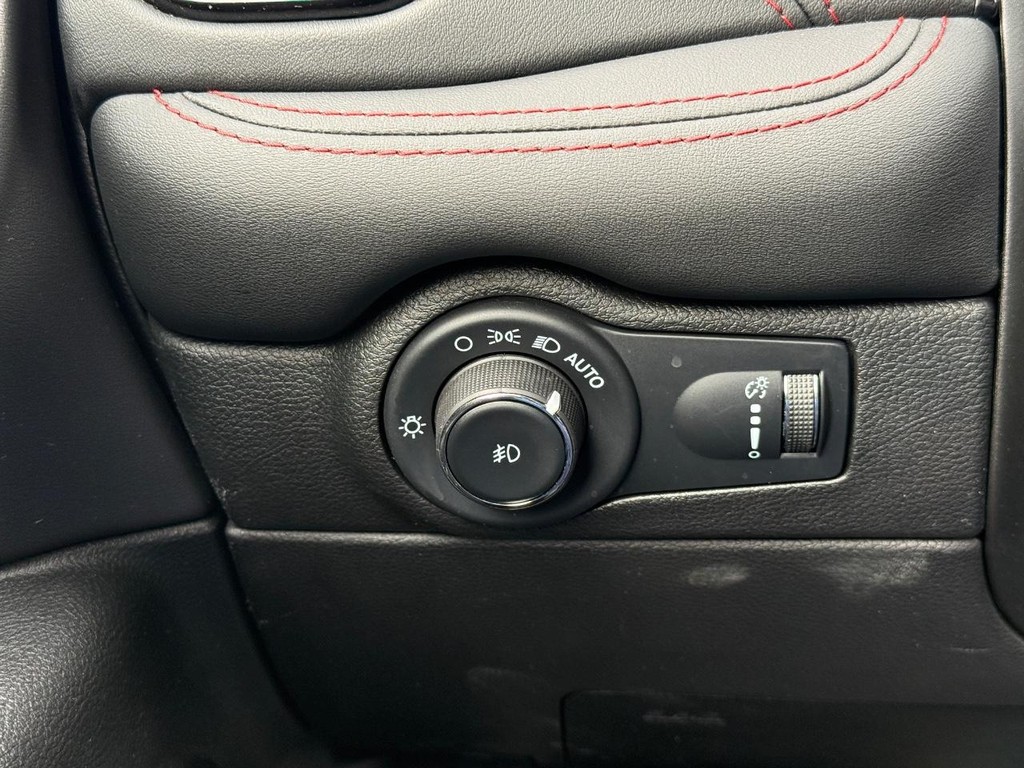 Dodge Durango Vehicle Full-screen Gallery Image 20