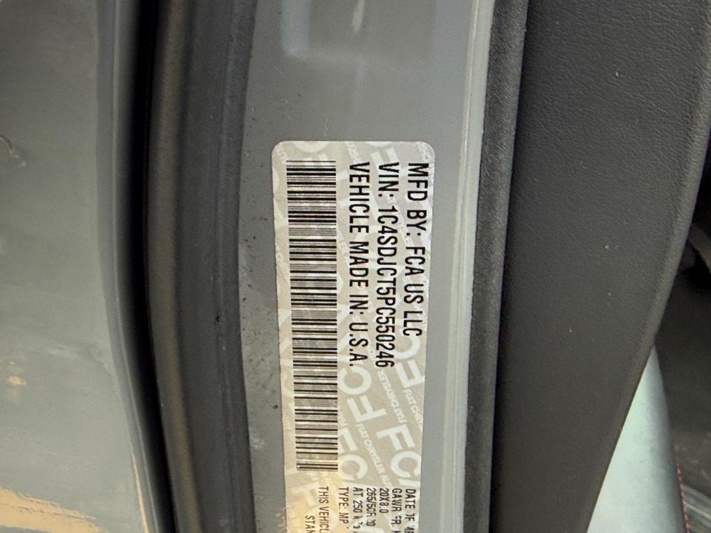 Dodge Durango Vehicle Full-screen Gallery Image 21