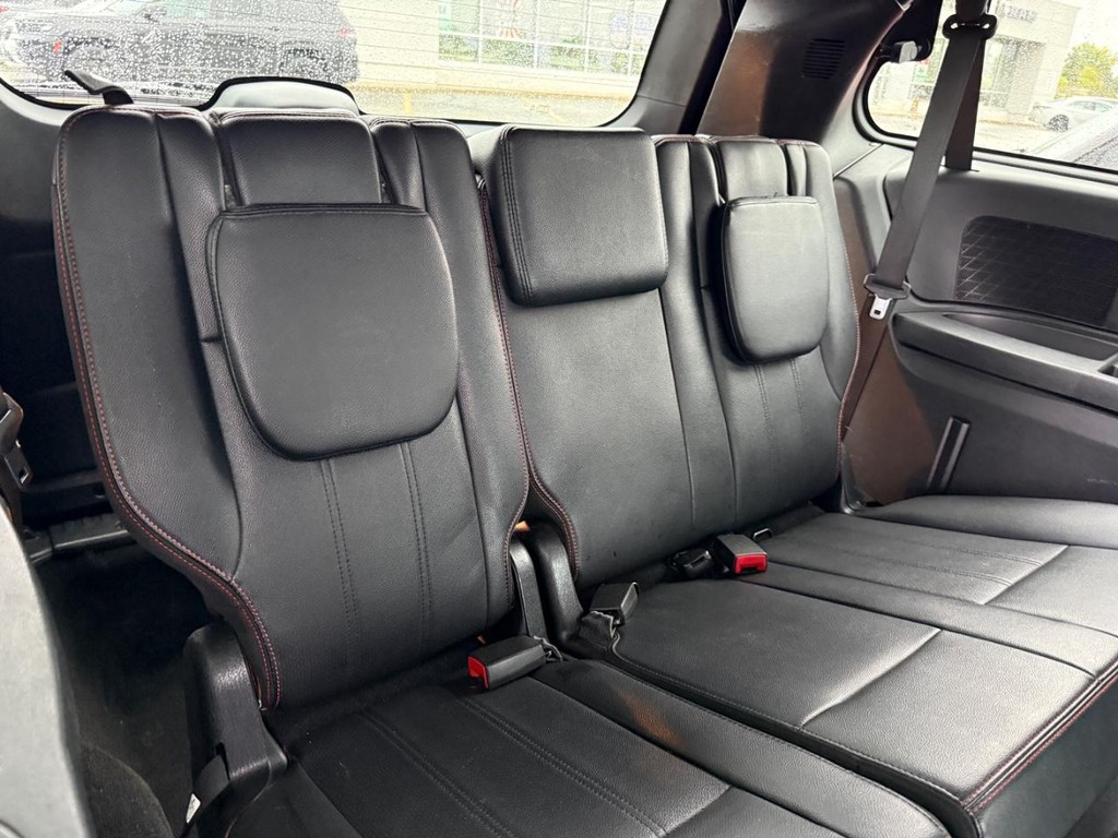 Dodge Grand Caravan Vehicle Full-screen Gallery Image 08