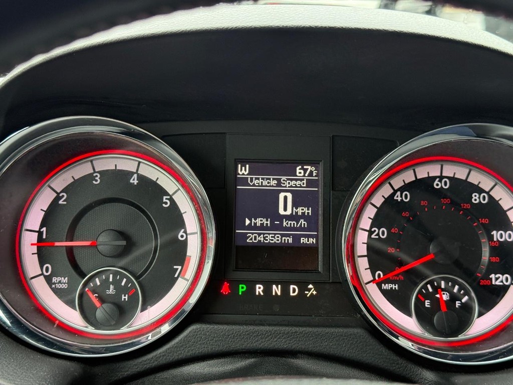 Dodge Grand Caravan Vehicle Full-screen Gallery Image 17