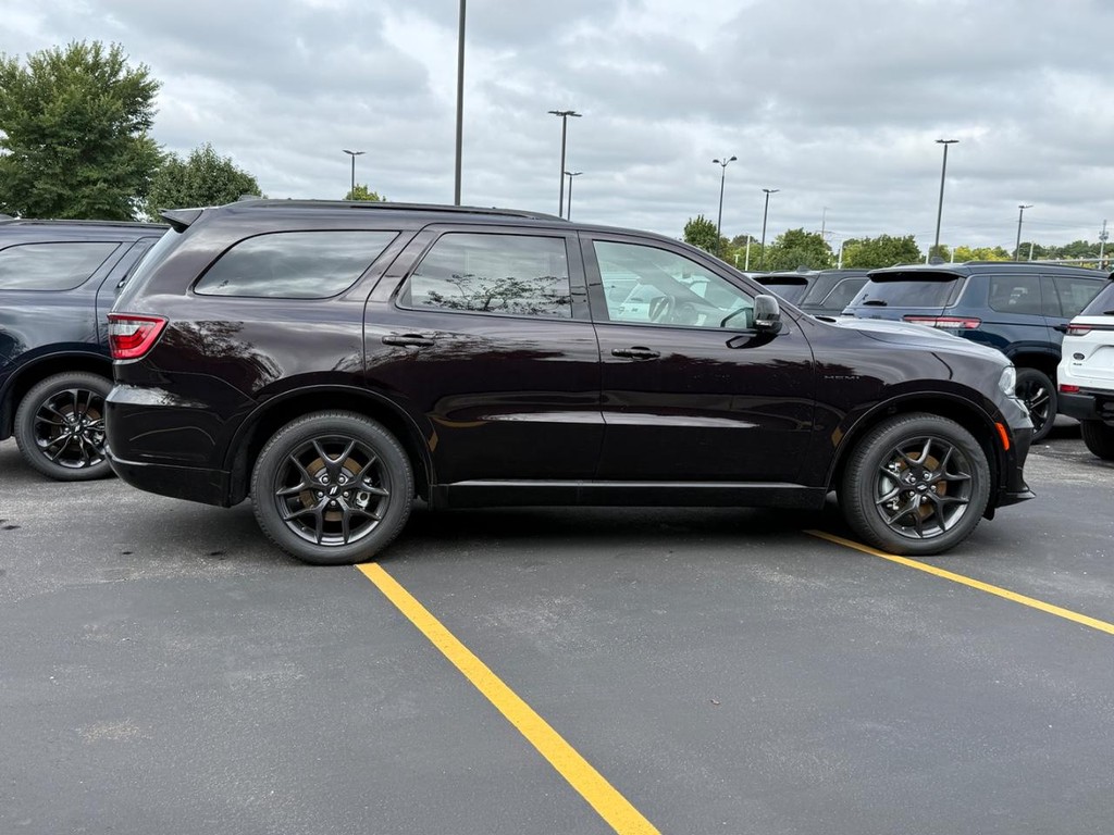 Dodge Durango Vehicle Full-screen Gallery Image 02
