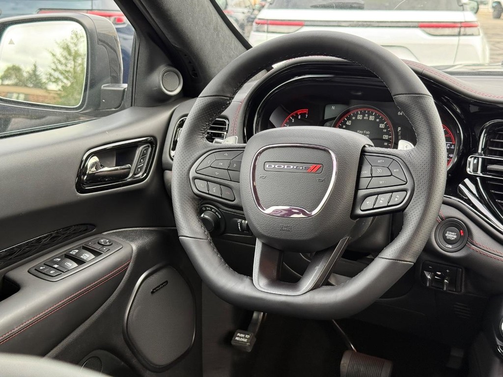Dodge Durango Vehicle Full-screen Gallery Image 10