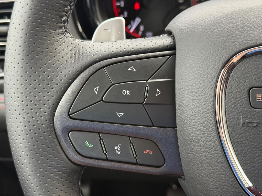 Dodge Durango Vehicle Full-screen Gallery Image 13