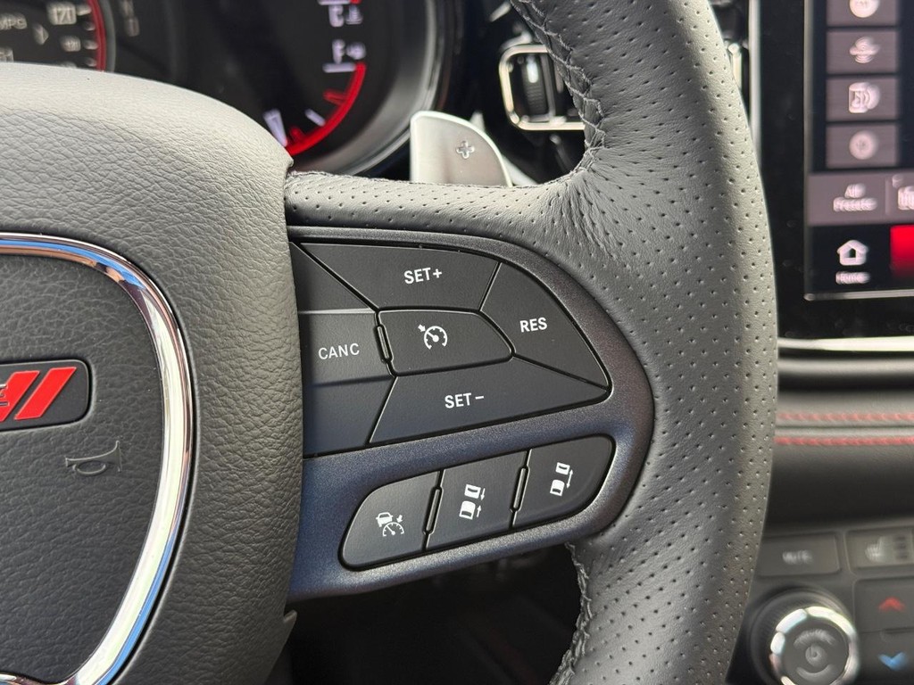Dodge Durango Vehicle Full-screen Gallery Image 14