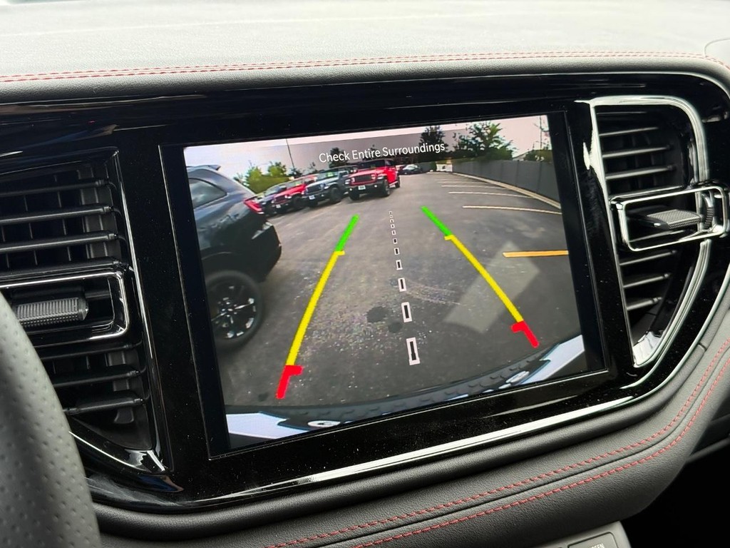 Dodge Durango Vehicle Full-screen Gallery Image 16
