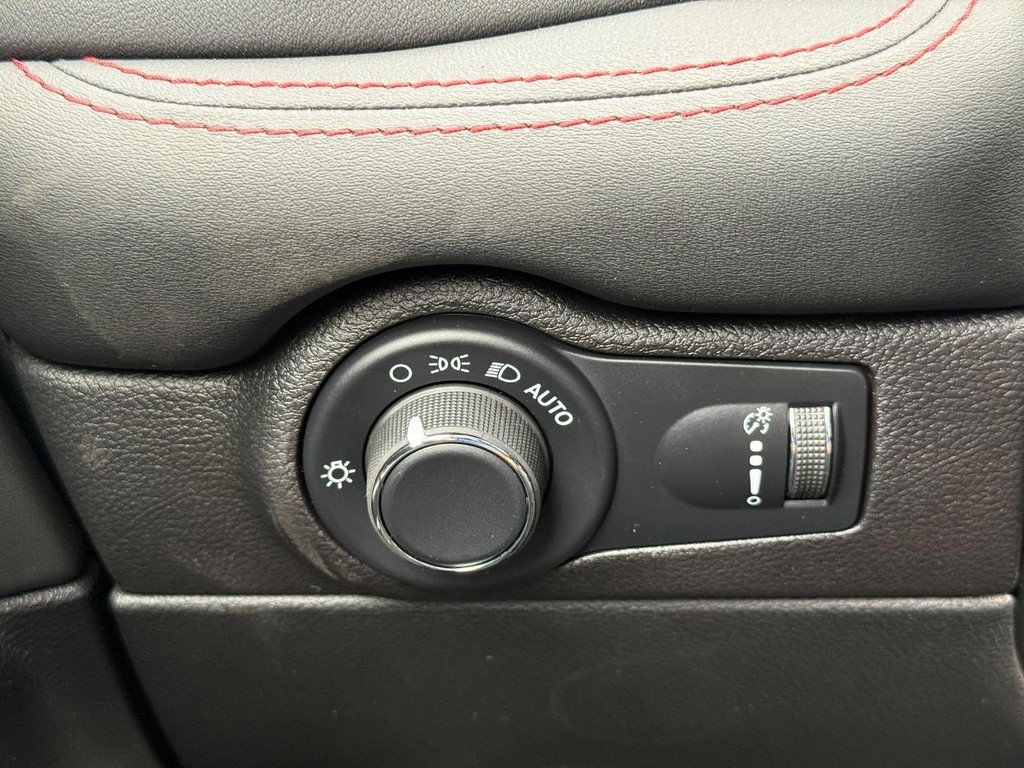 Dodge Durango Vehicle Full-screen Gallery Image 19
