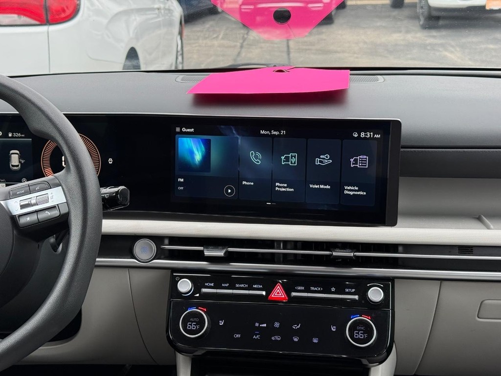 Hyundai Tucson Vehicle Full-screen Gallery Image 09