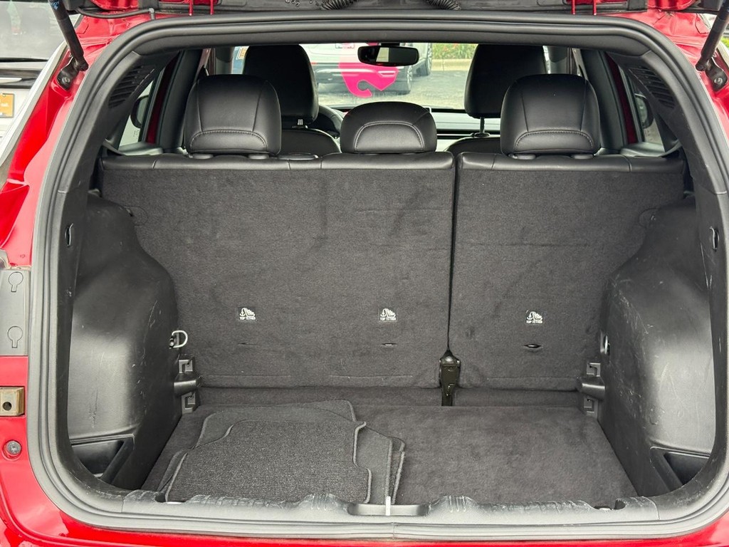 Jeep Compass Vehicle Full-screen Gallery Image 05