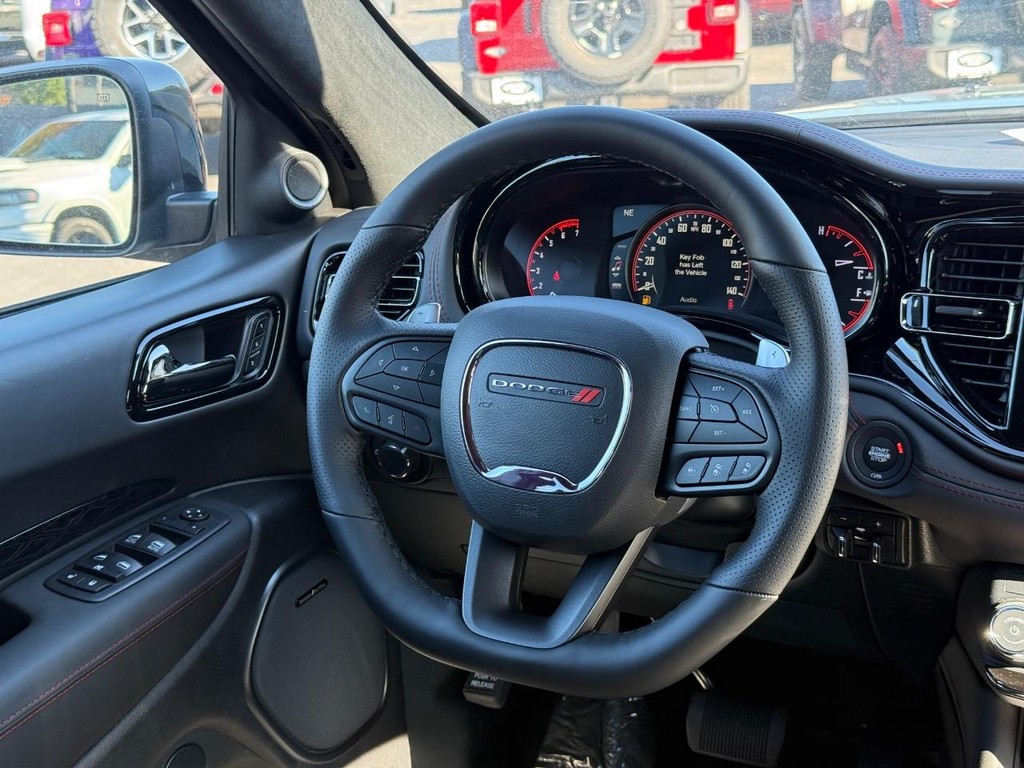 Dodge Durango Vehicle Full-screen Gallery Image 10