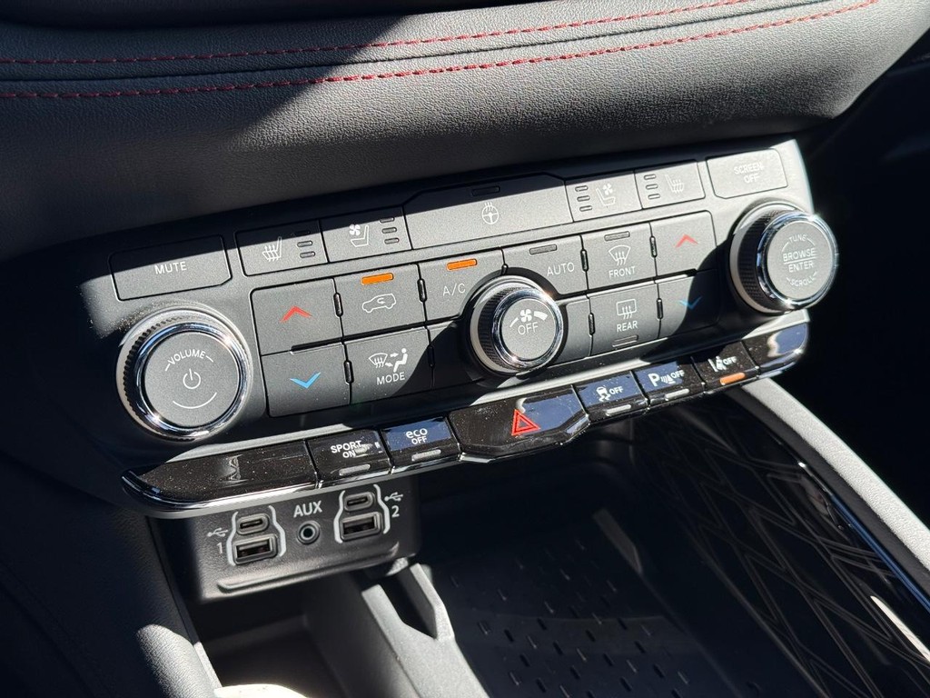 Dodge Durango Vehicle Full-screen Gallery Image 17