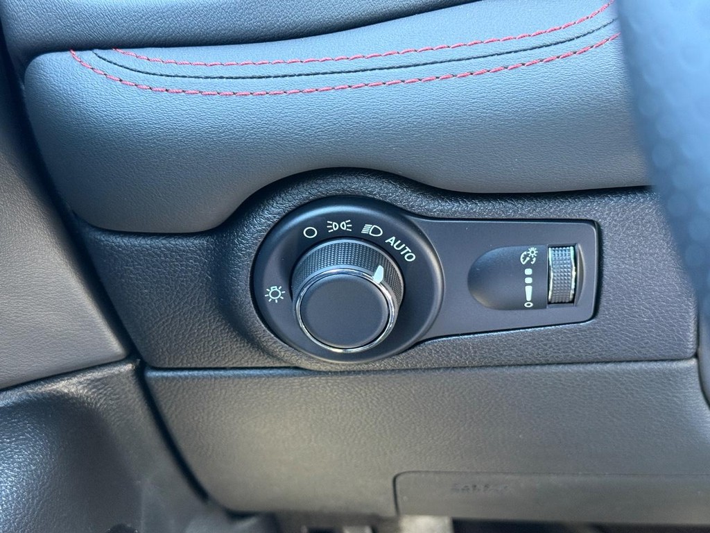 Dodge Durango Vehicle Full-screen Gallery Image 19