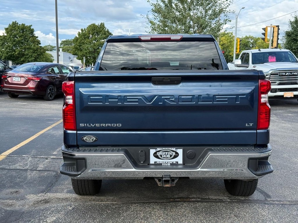 Chevrolet Silverado 1500 Vehicle Full-screen Gallery Image 04