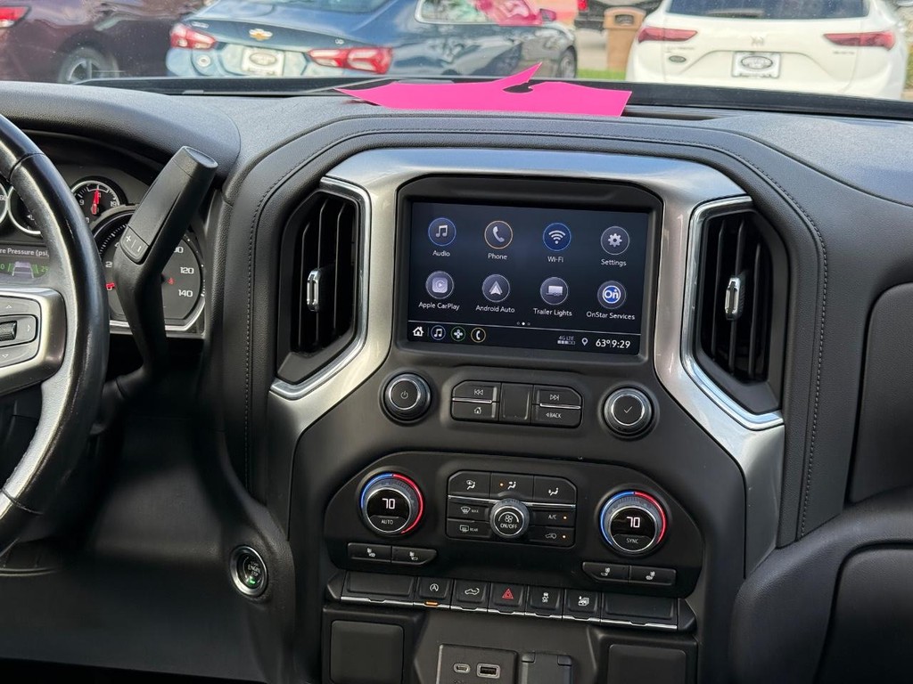 Chevrolet Silverado 1500 Vehicle Full-screen Gallery Image 09