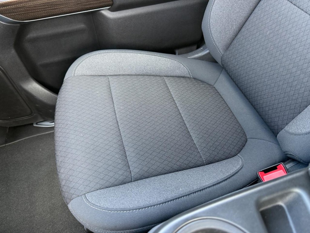 Chevrolet Silverado 1500 Vehicle Full-screen Gallery Image 19