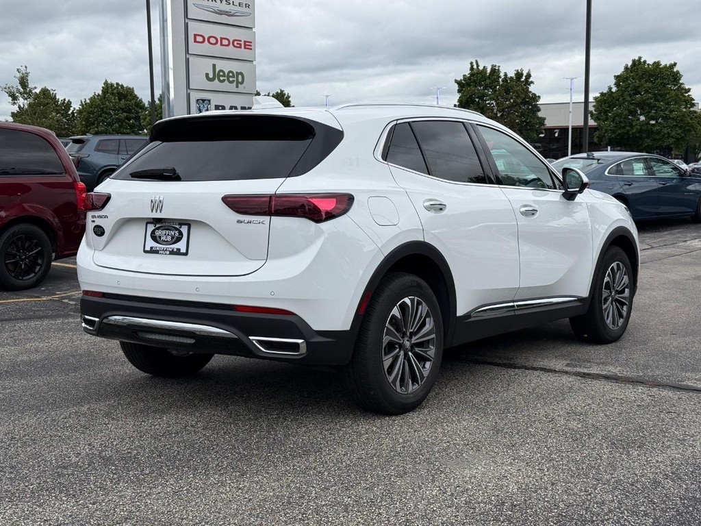 Buick Envision Vehicle Full-screen Gallery Image 03