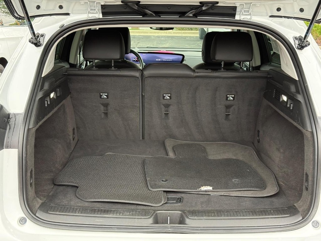 Buick Envision Vehicle Full-screen Gallery Image 05