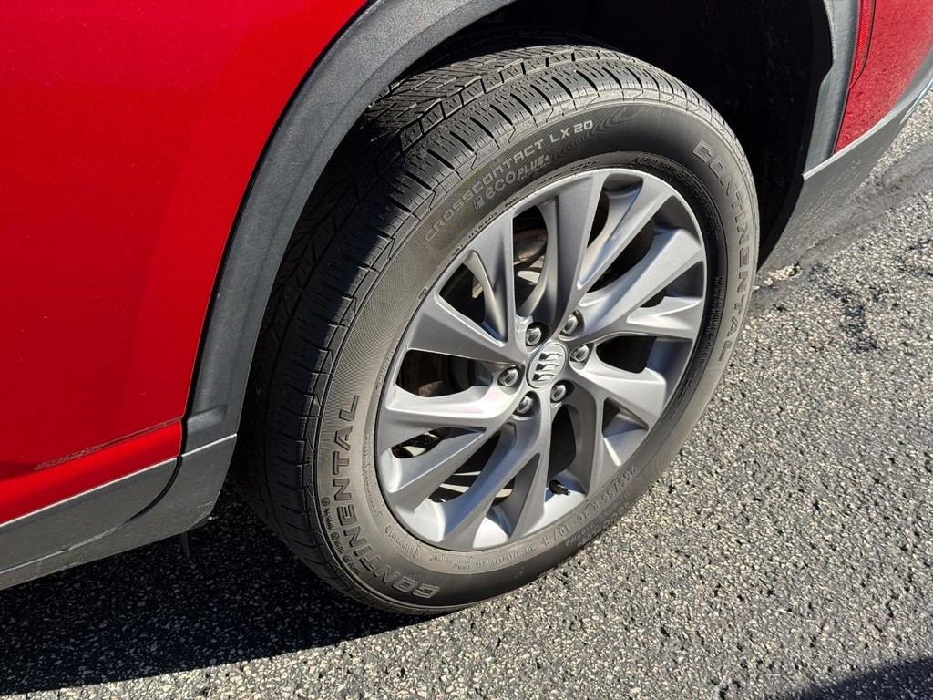 Buick Enclave Vehicle Full-screen Gallery Image 14