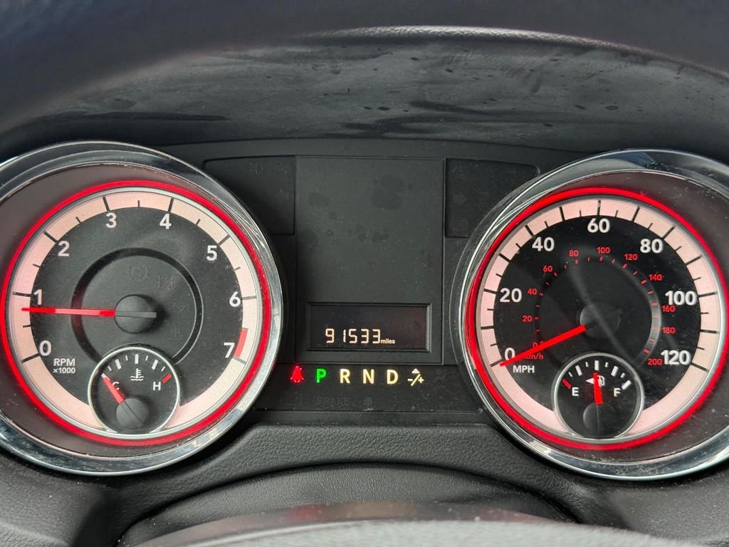 Dodge Grand Caravan Vehicle Full-screen Gallery Image 17