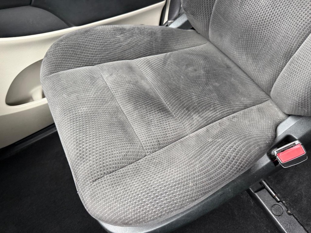 Dodge Grand Caravan Vehicle Full-screen Gallery Image 20