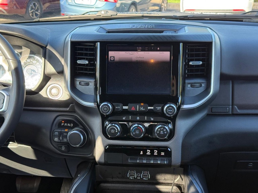 Ram 1500 Vehicle Full-screen Gallery Image 11