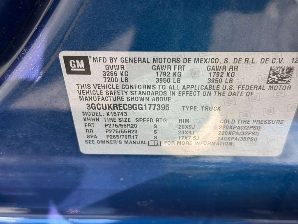 Chevrolet Silverado 1500 Vehicle Full-screen Gallery Image 21