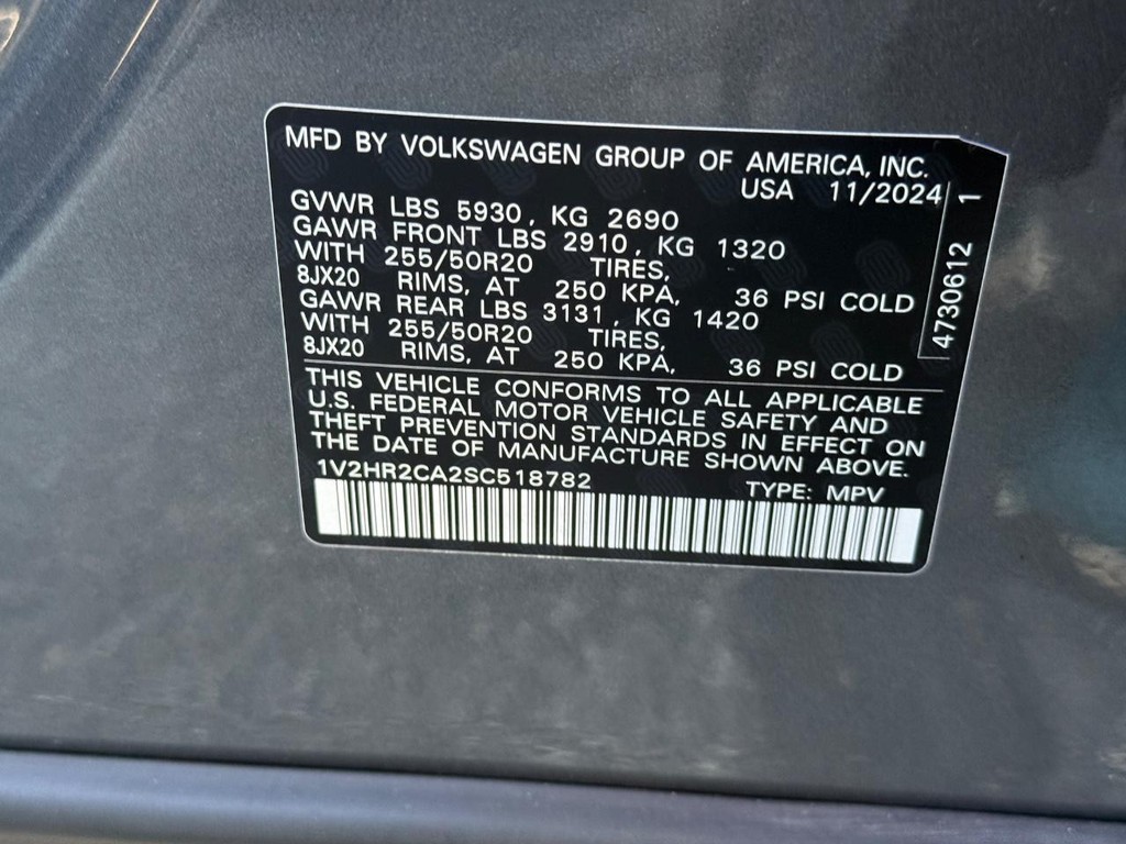 Volkswagen Atlas Vehicle Full-screen Gallery Image 22