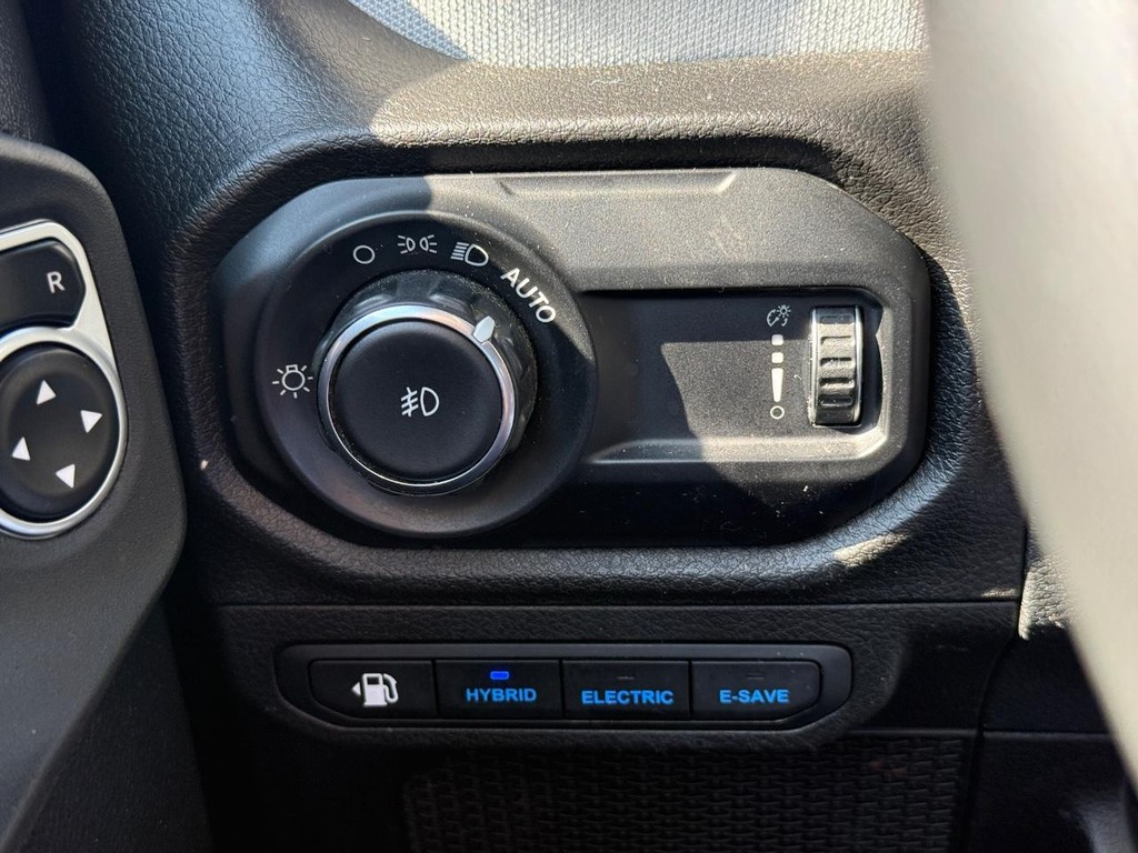 Jeep Wrangler 4xe Vehicle Full-screen Gallery Image 20