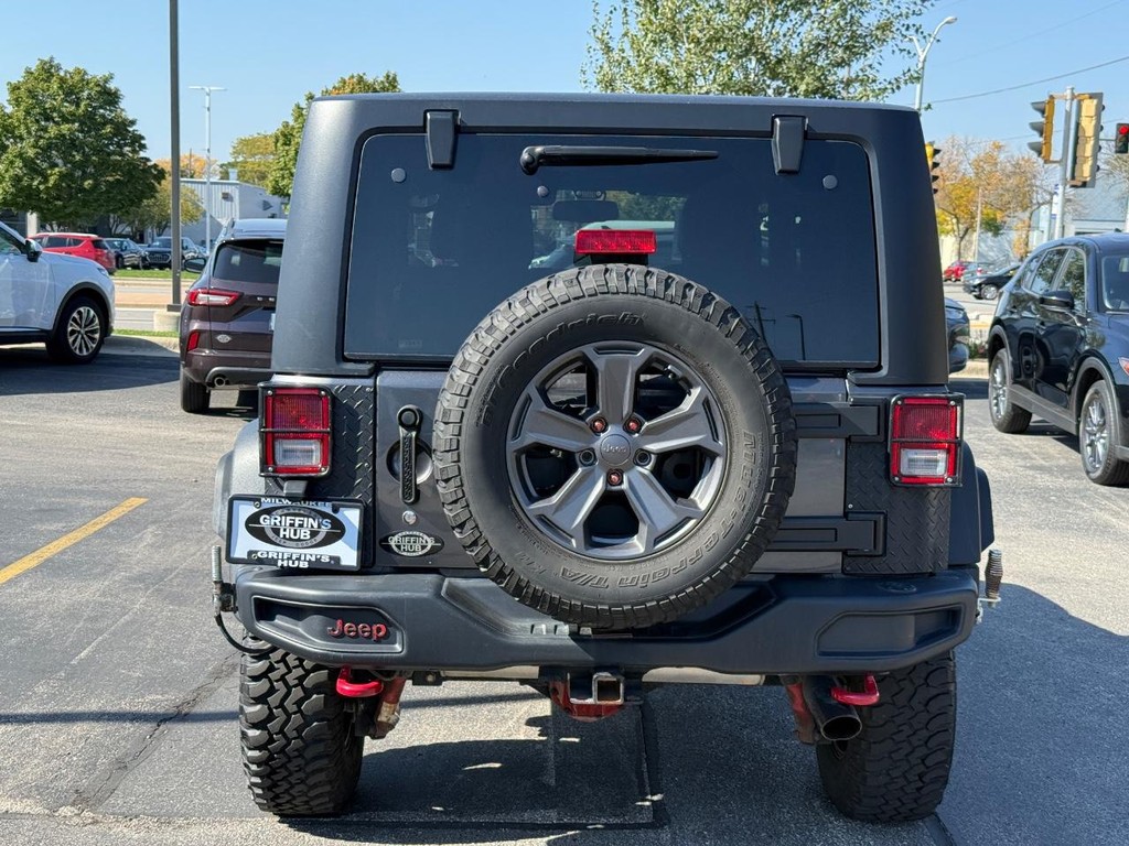 Jeep Wrangler Vehicle Full-screen Gallery Image 04