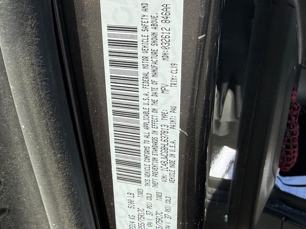 Jeep Wrangler Vehicle Full-screen Gallery Image 21