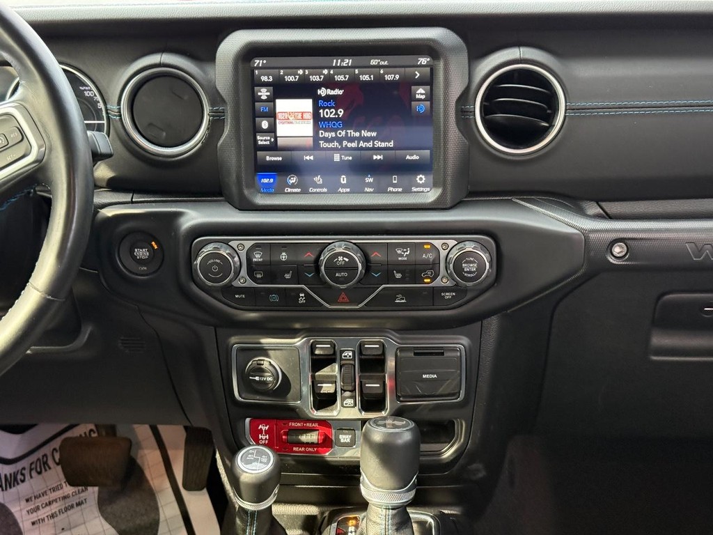 Jeep Wrangler 4xe Vehicle Full-screen Gallery Image 08