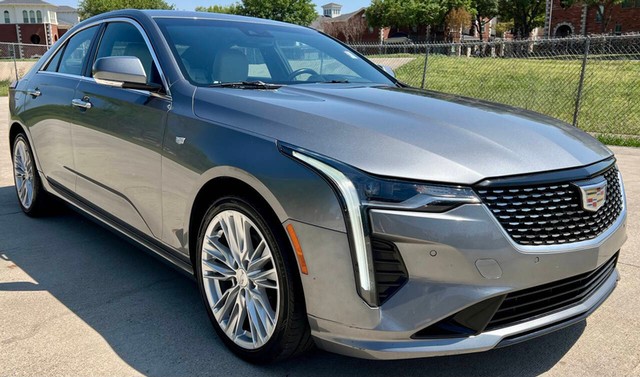 more details - cadillac ct4