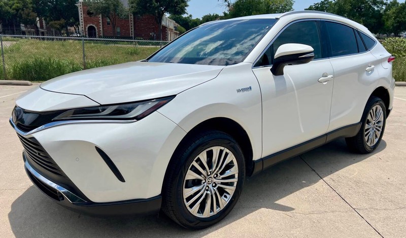 Toyota Venza Vehicle Full-screen Gallery Image 01