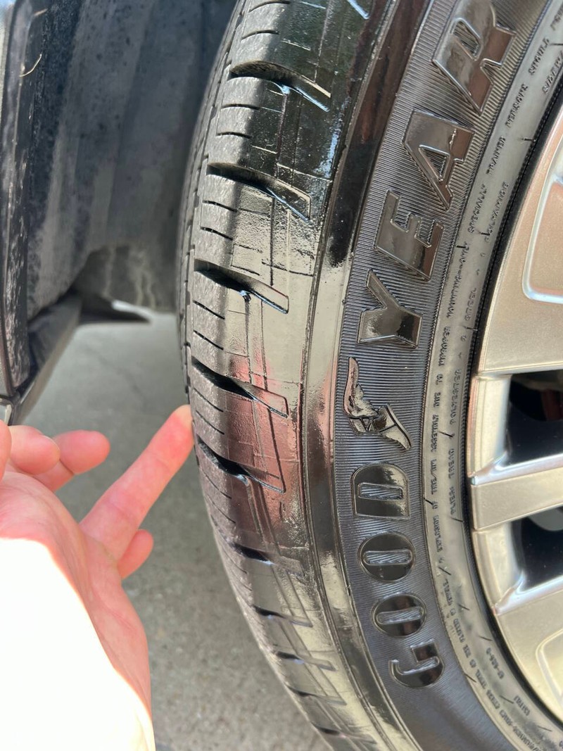 Toyota Venza Vehicle Full-screen Gallery Image 22