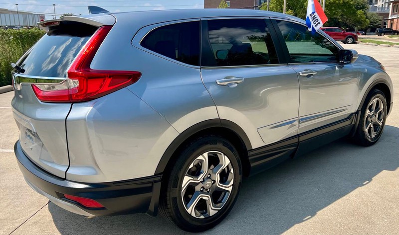 Honda CR-V Vehicle Full-screen Gallery Image 03