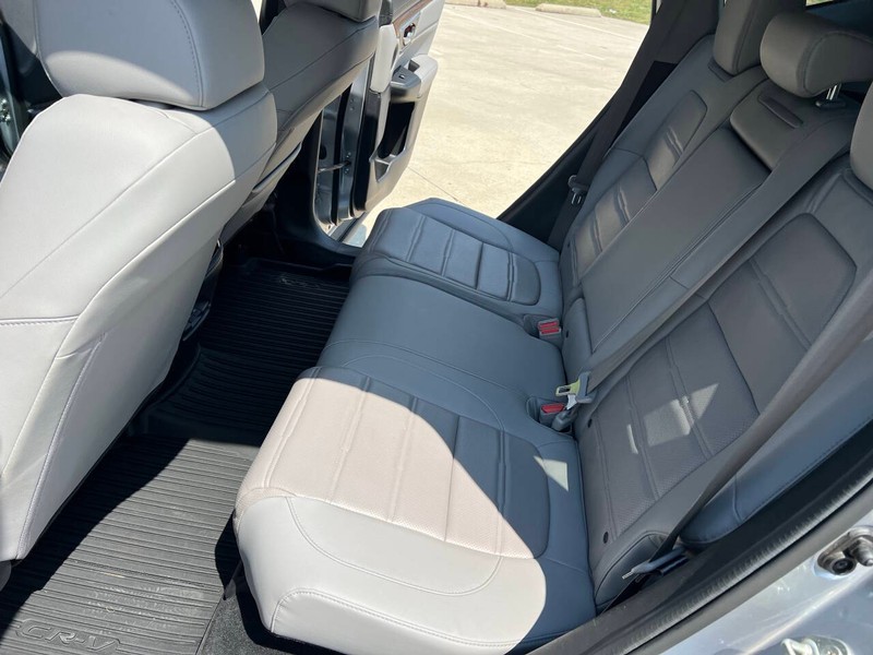 Honda CR-V Vehicle Full-screen Gallery Image 13