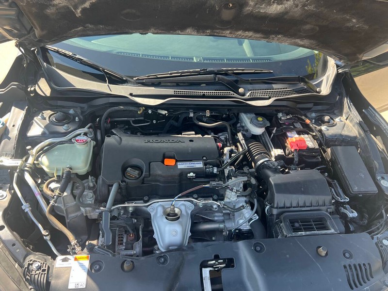 Honda Civic Sedan Vehicle Full-screen Gallery Image 21