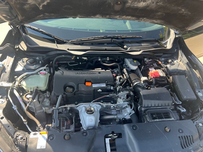 Honda Civic Sedan Vehicle Full-screen Gallery Image 23