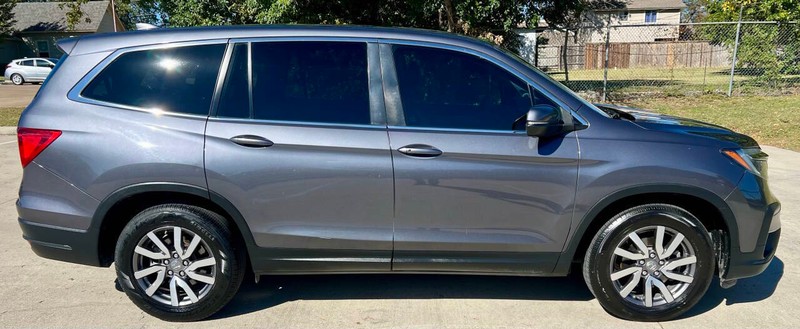 Honda Pilot Vehicle Full-screen Gallery Image 03