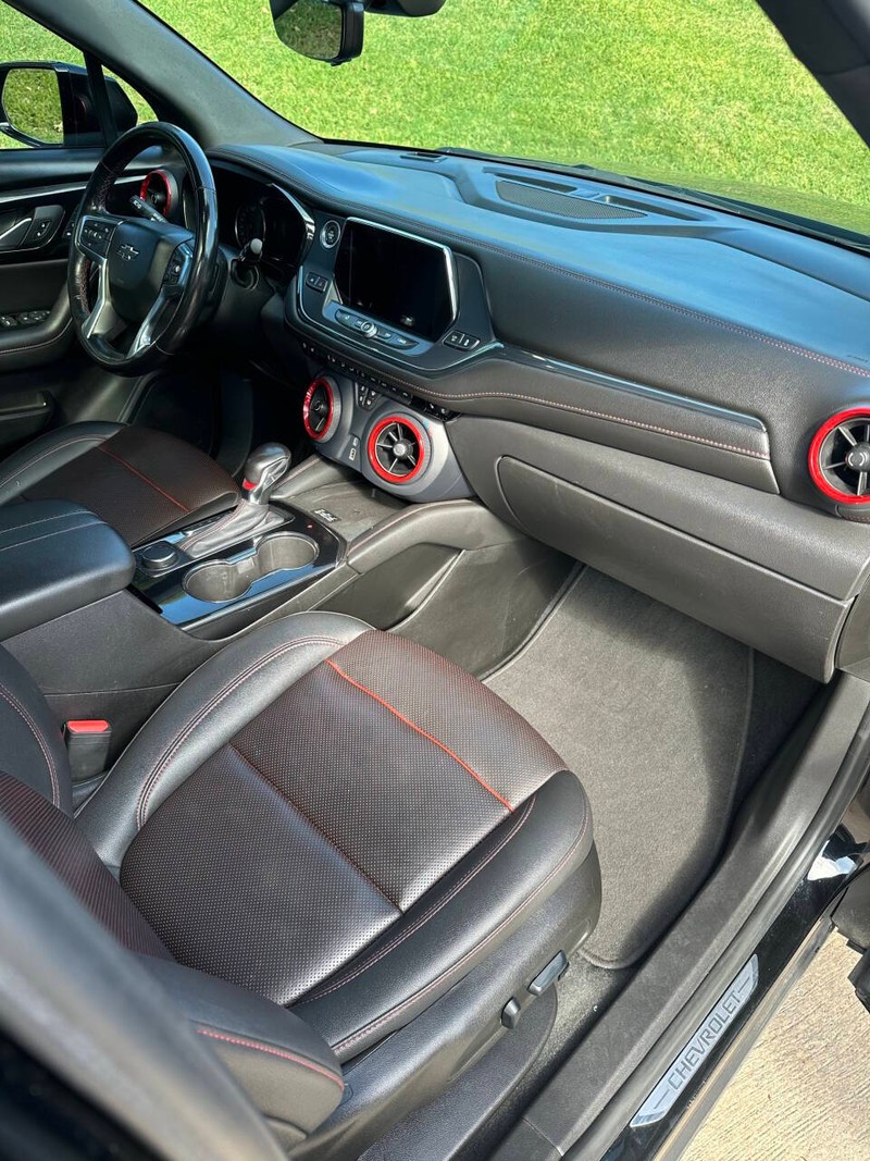 Chevrolet Blazer Vehicle Full-screen Gallery Image 05