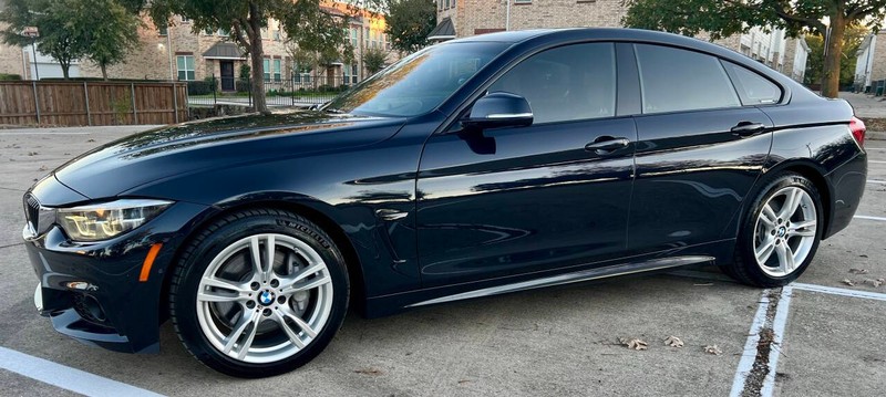 BMW 4 Series Vehicle Full-screen Gallery Image 01