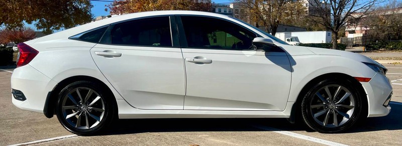 Honda Civic Sedan Vehicle Full-screen Gallery Image 06