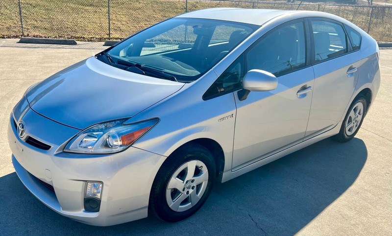 Toyota Prius Vehicle Full-screen Gallery Image 09